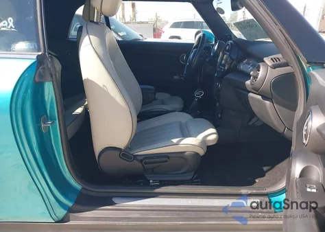 2017 Mini Convertible Cooper z USA, uszkodzony, nr VIN WMWWG5C36H3C99416